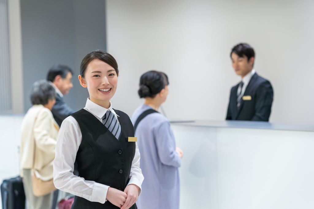 Nhân viên dịch vụ khách sạn tại Hokkaido